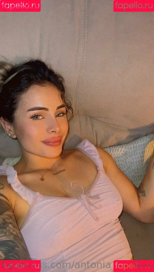 antonia_savatto Onlyfans Photo Gallery 