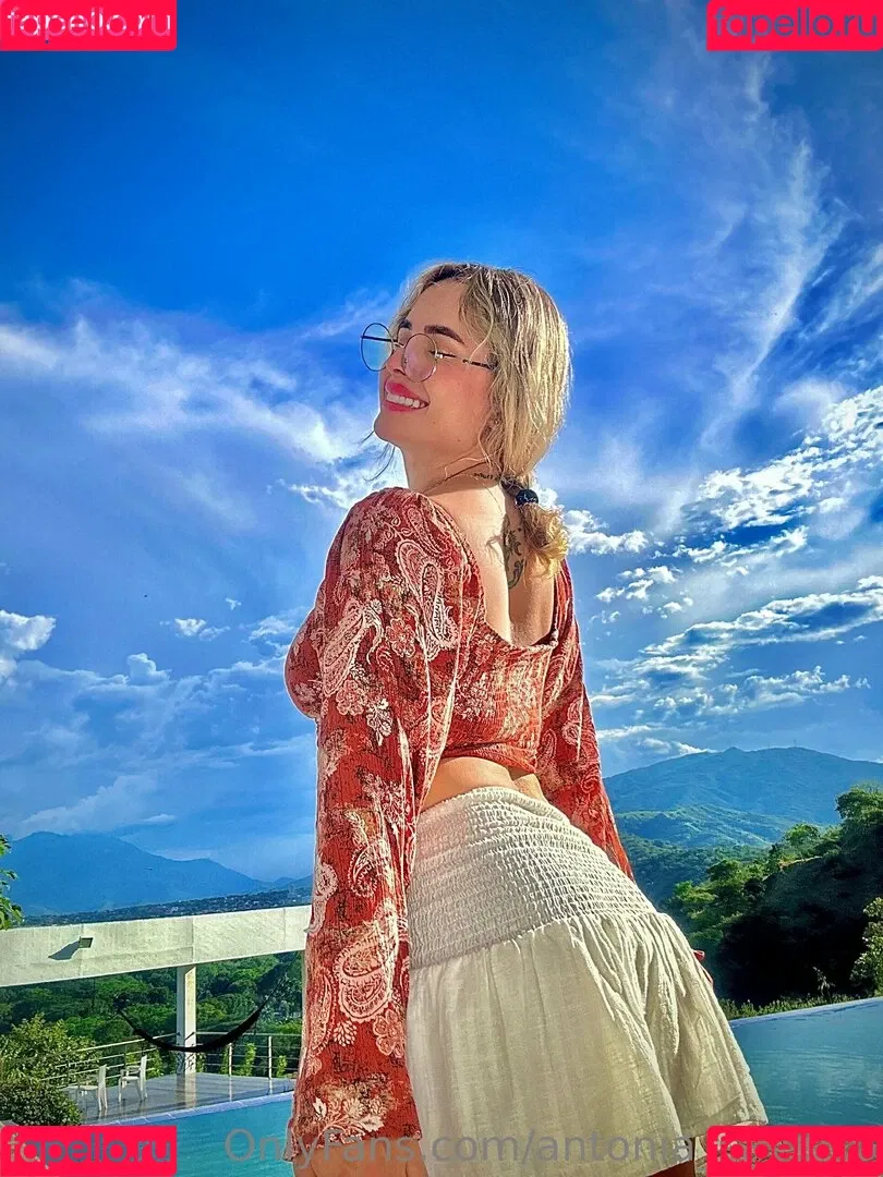 antonia_savatto Onlyfans Photo Gallery 