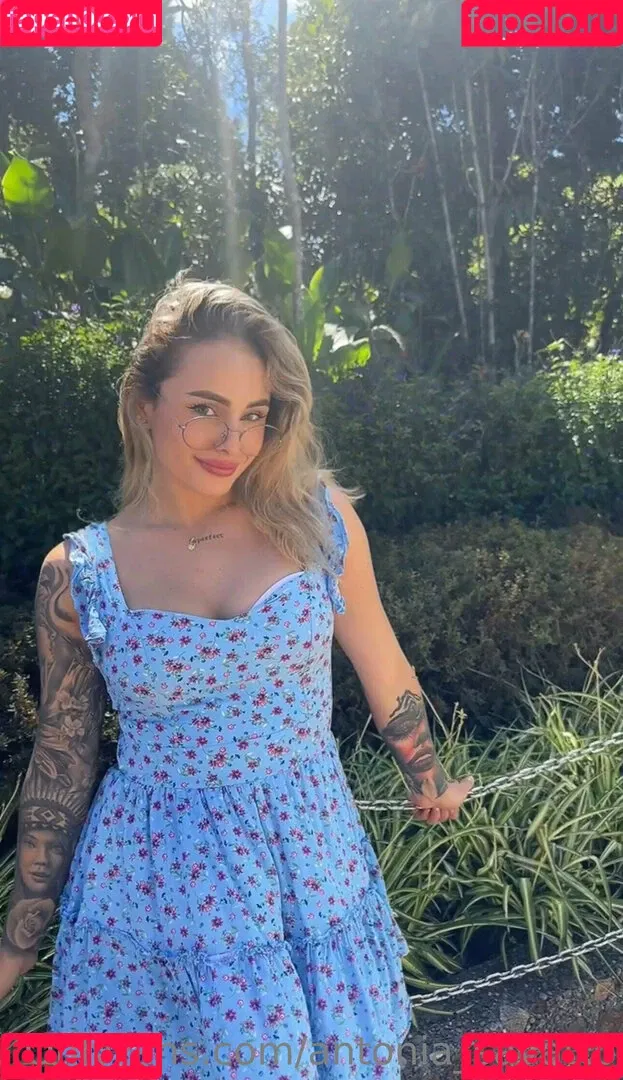 antonia_savatto Onlyfans Photo Gallery 