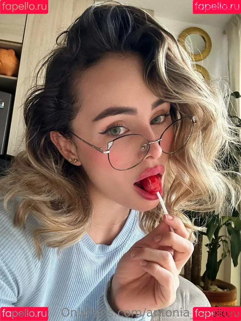 antonia_savatto Onlyfans Photo Gallery 