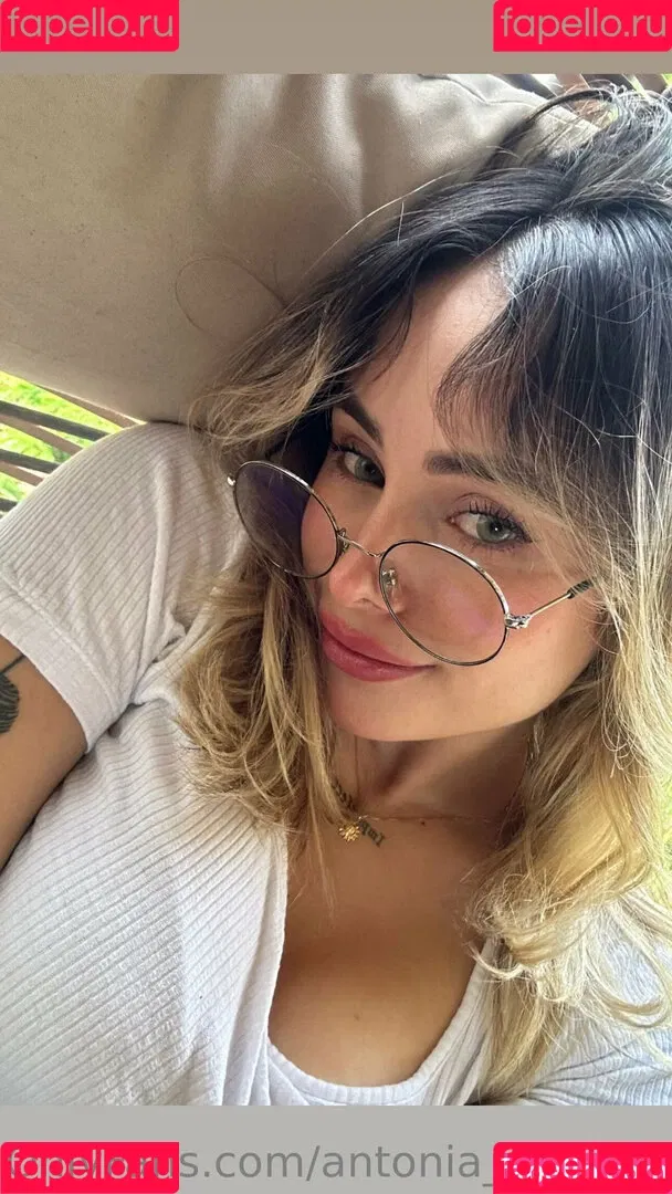 antonia_savatto Onlyfans Photo Gallery 