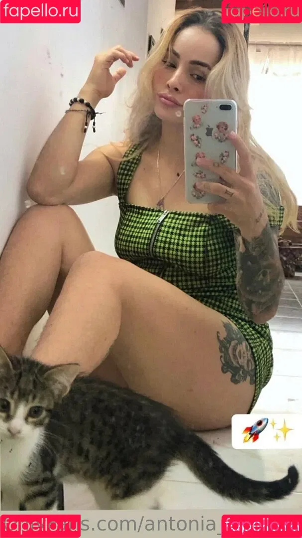 antonia_savatto Onlyfans Photo Gallery 