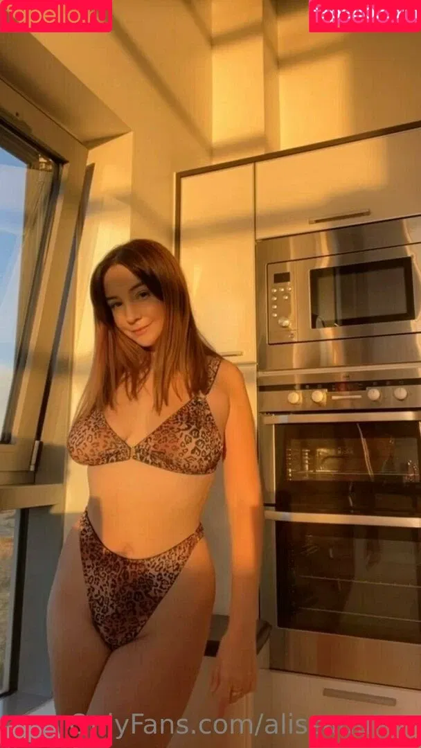 alissaquinn Onlyfans Photo Gallery 