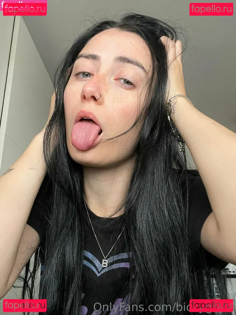 bickygram Onlyfans Photo Gallery 