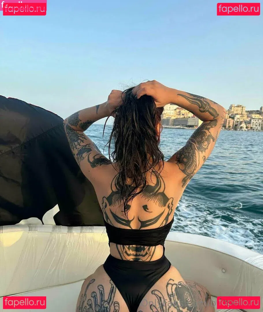 bickygram Onlyfans Photo Gallery 