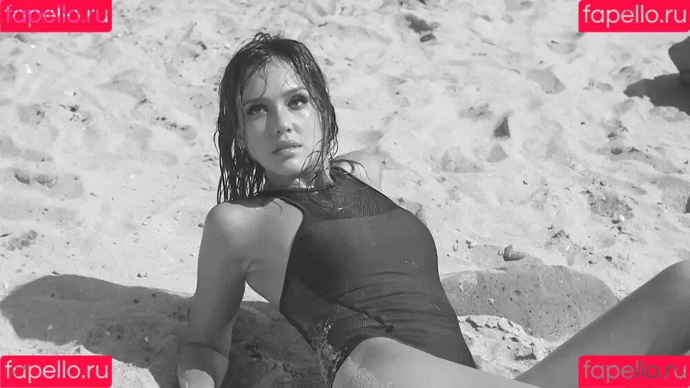 Jessica Alba Onlyfans Photo Gallery 