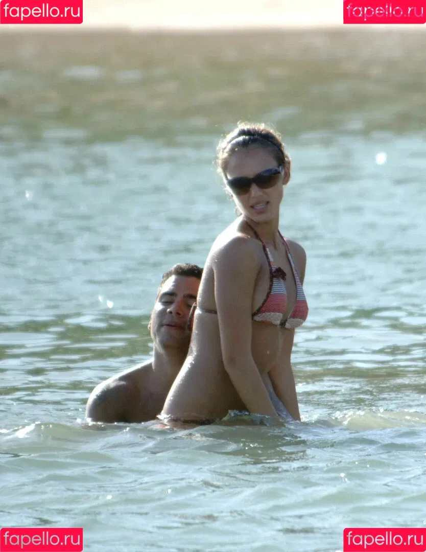 Jessica Alba Onlyfans Photo Gallery 