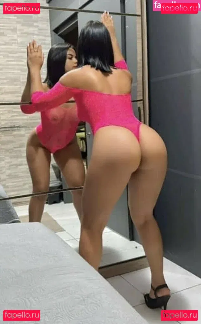 petitemma-free Onlyfans Photo Gallery 