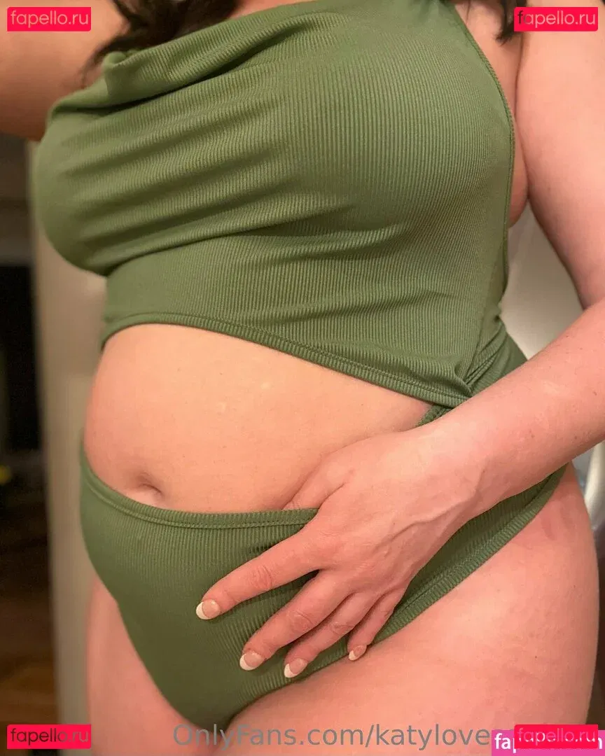 katylovessnacks Onlyfans Photo Gallery 