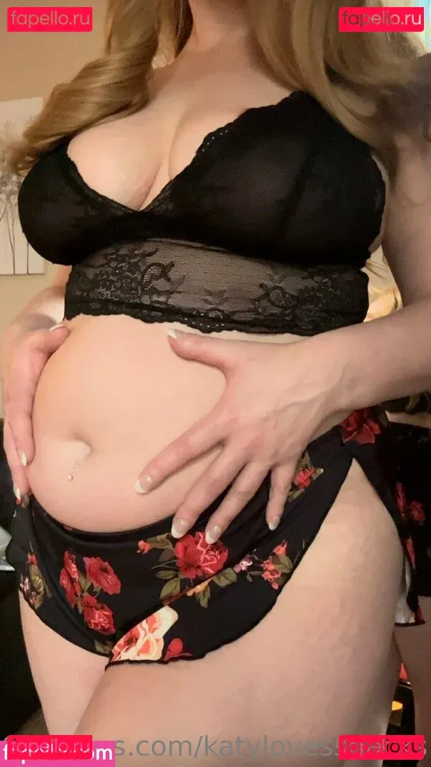 katylovessnacks Onlyfans Photo Gallery 