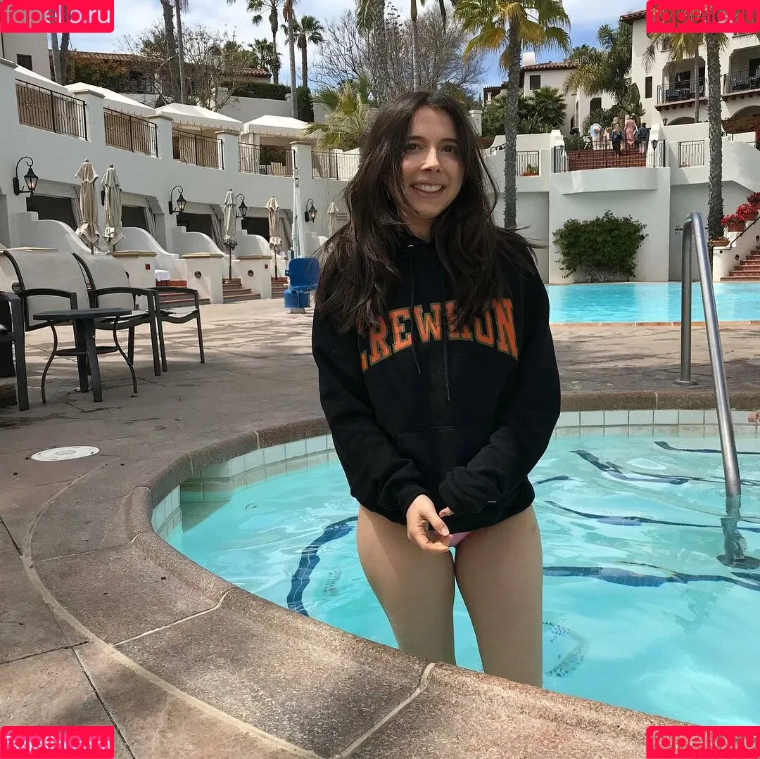 Esther Povitsky Onlyfans Photo Gallery 