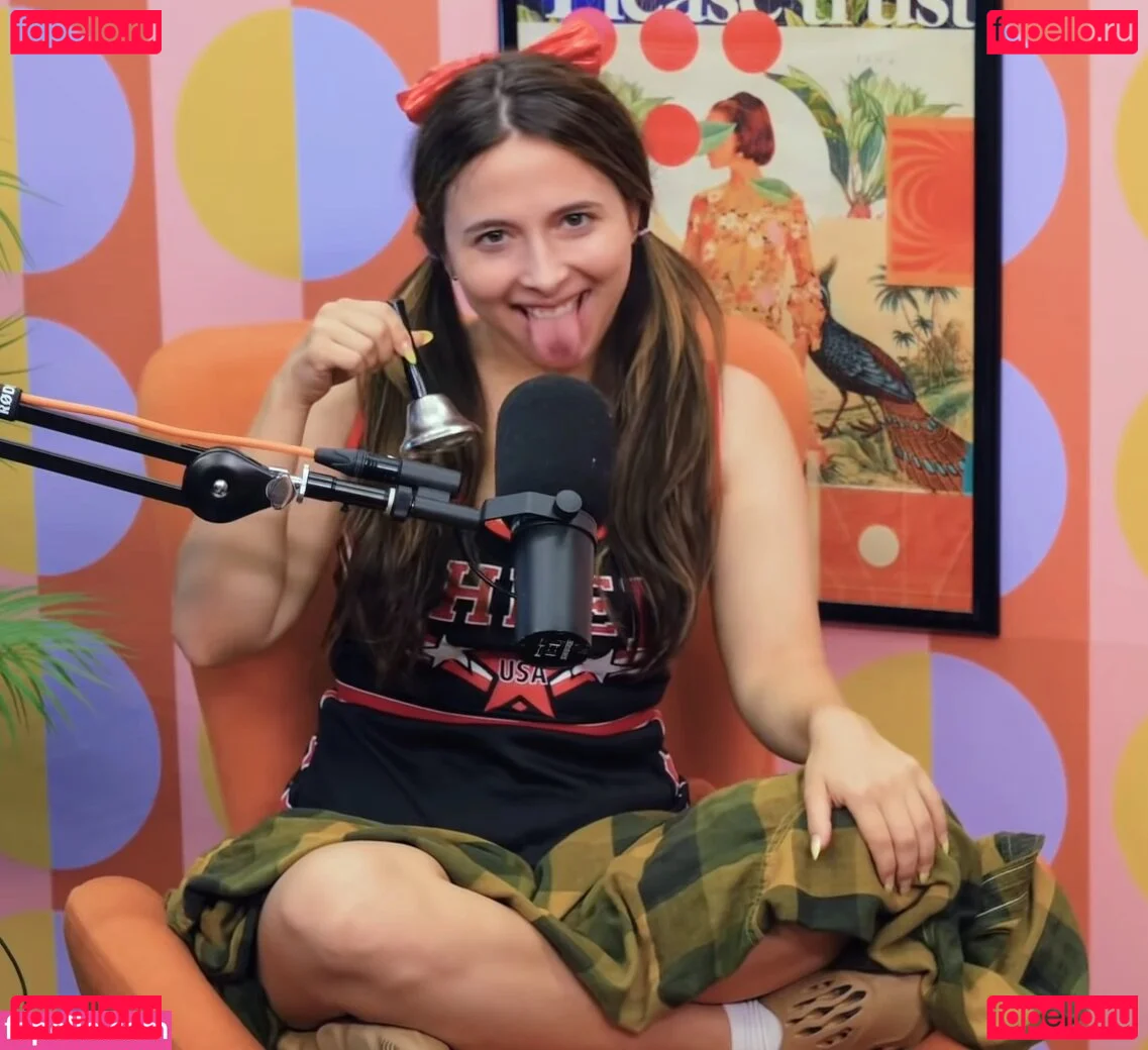 Esther Povitsky Onlyfans Photo Gallery 