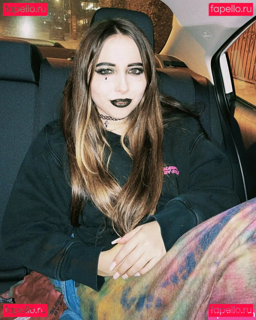 Esther Povitsky Onlyfans Photo Gallery 