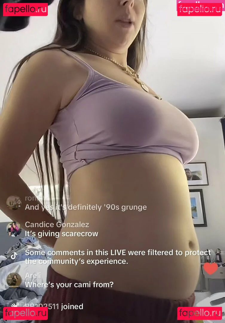 Esther Povitsky Onlyfans Photo Gallery 