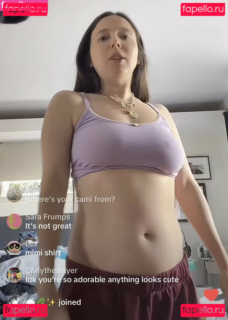 Esther Povitsky Onlyfans Photo Gallery 