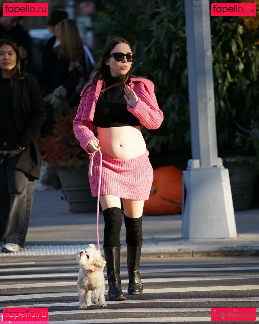 Esther Povitsky Onlyfans Photo Gallery 