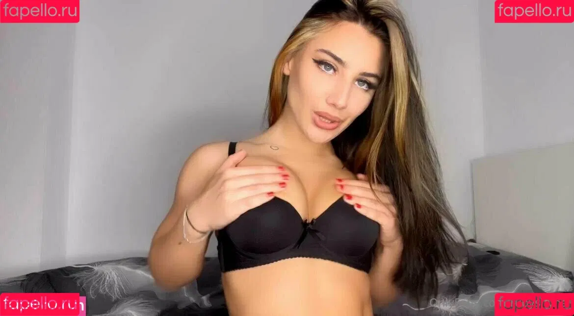 rubyshyne Onlyfans Photo Gallery 