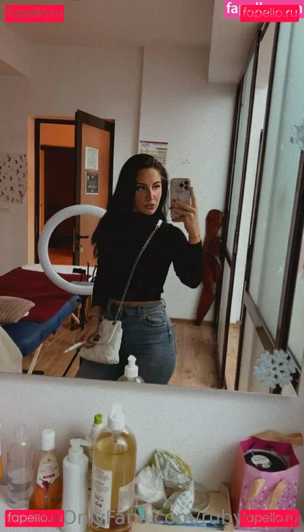 rubyshyne Onlyfans Photo Gallery 