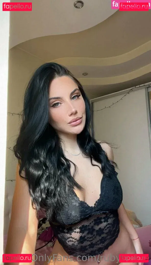 rubyshyne Onlyfans Photo Gallery 