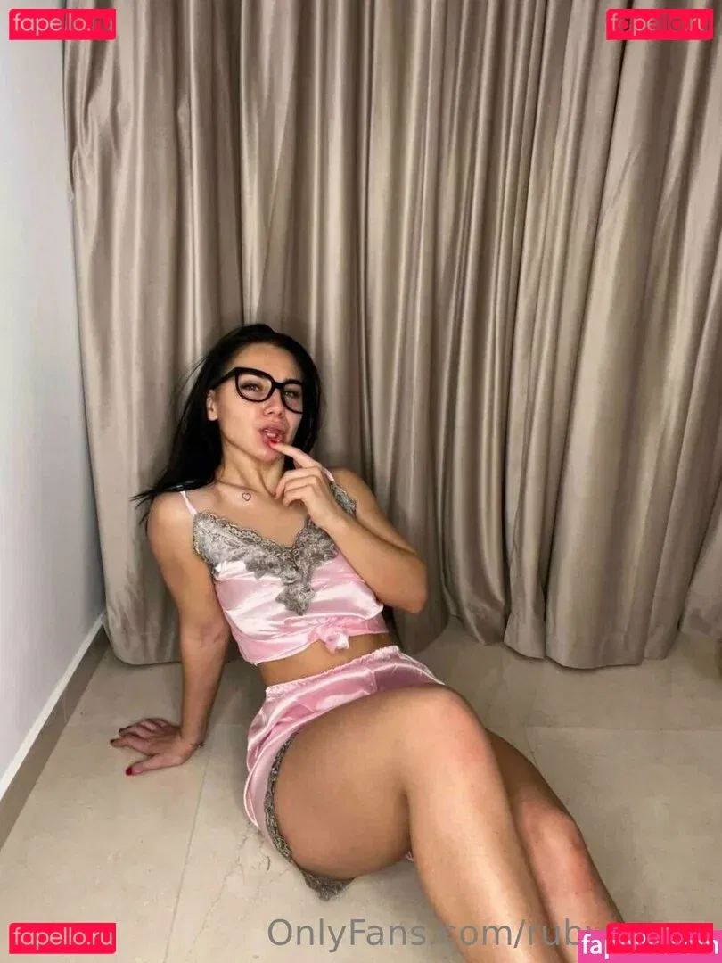 rubyshyne Onlyfans Photo Gallery 