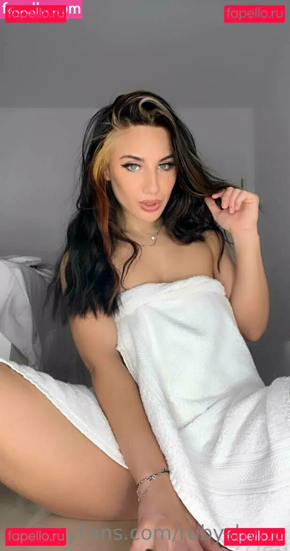 rubyshyne Onlyfans Photo Gallery 