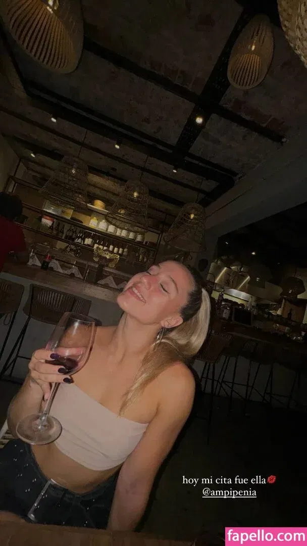 ampipenia Onlyfans Photo Gallery 