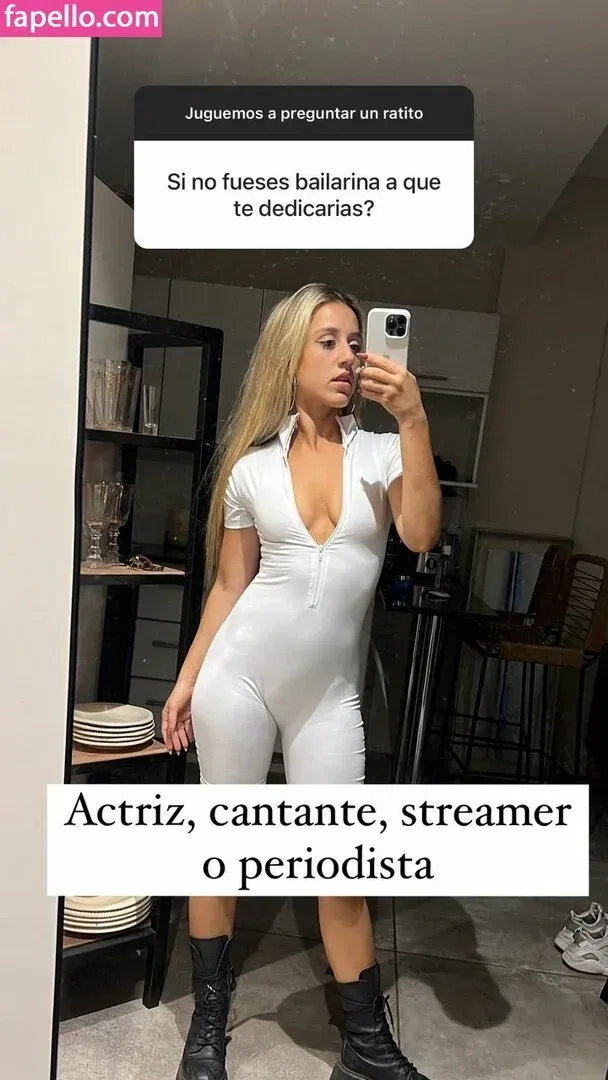 ampipenia Onlyfans Photo Gallery 