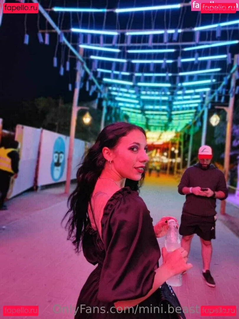 mini.beast.ropes Onlyfans Photo Gallery 