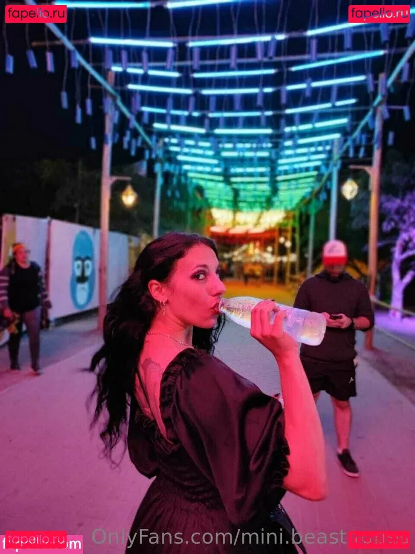 mini.beast.ropes Onlyfans Photo Gallery 