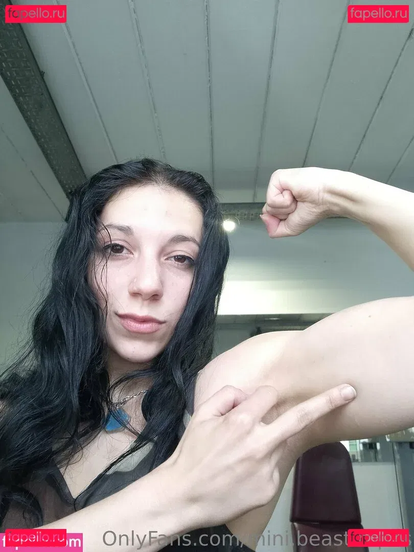 mini.beast.ropes Onlyfans Photo Gallery 