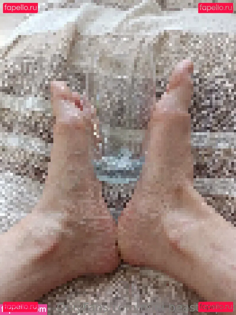 mini.beast.ropes Onlyfans Photo Gallery 