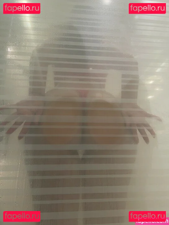 ASMR HoneyGirl Onlyfans Photo Gallery 