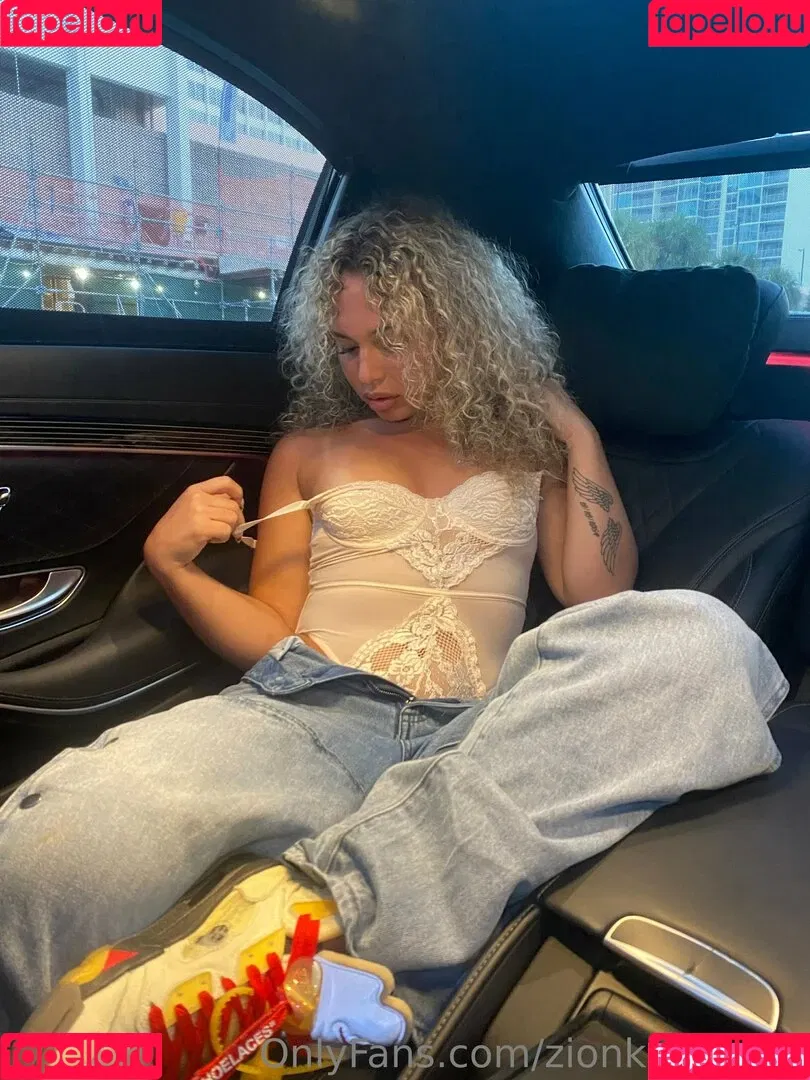 kickingitwithk Onlyfans Photo Gallery 