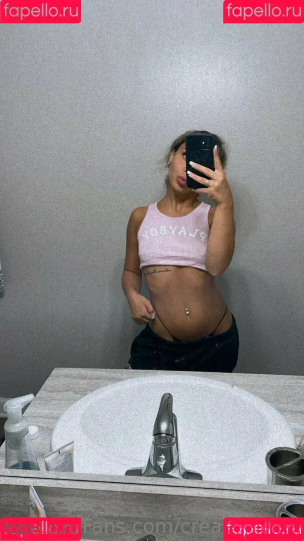 kickingitwithk Onlyfans Photo Gallery 