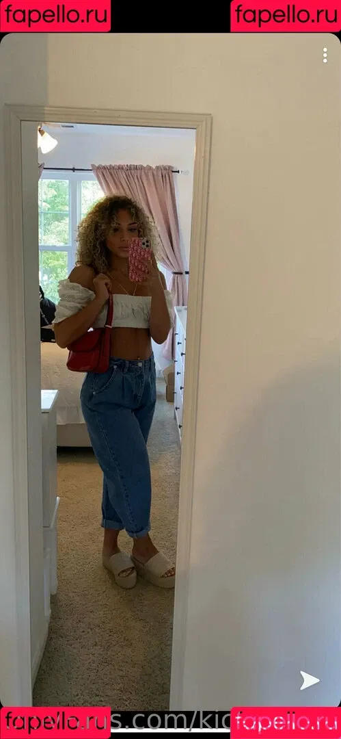 kickingitwithk Onlyfans Photo Gallery 