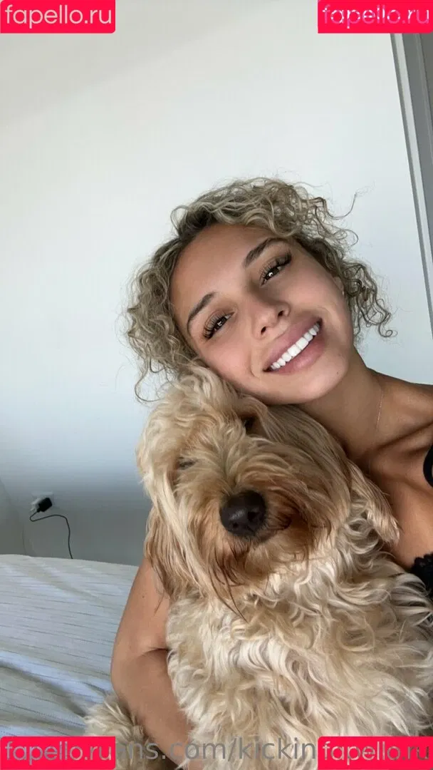 kickingitwithk Onlyfans Photo Gallery 