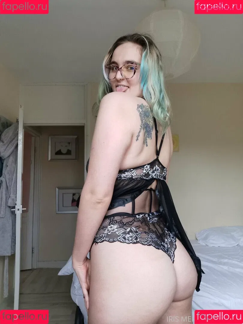 irismeredithquinn Onlyfans Photo Gallery 