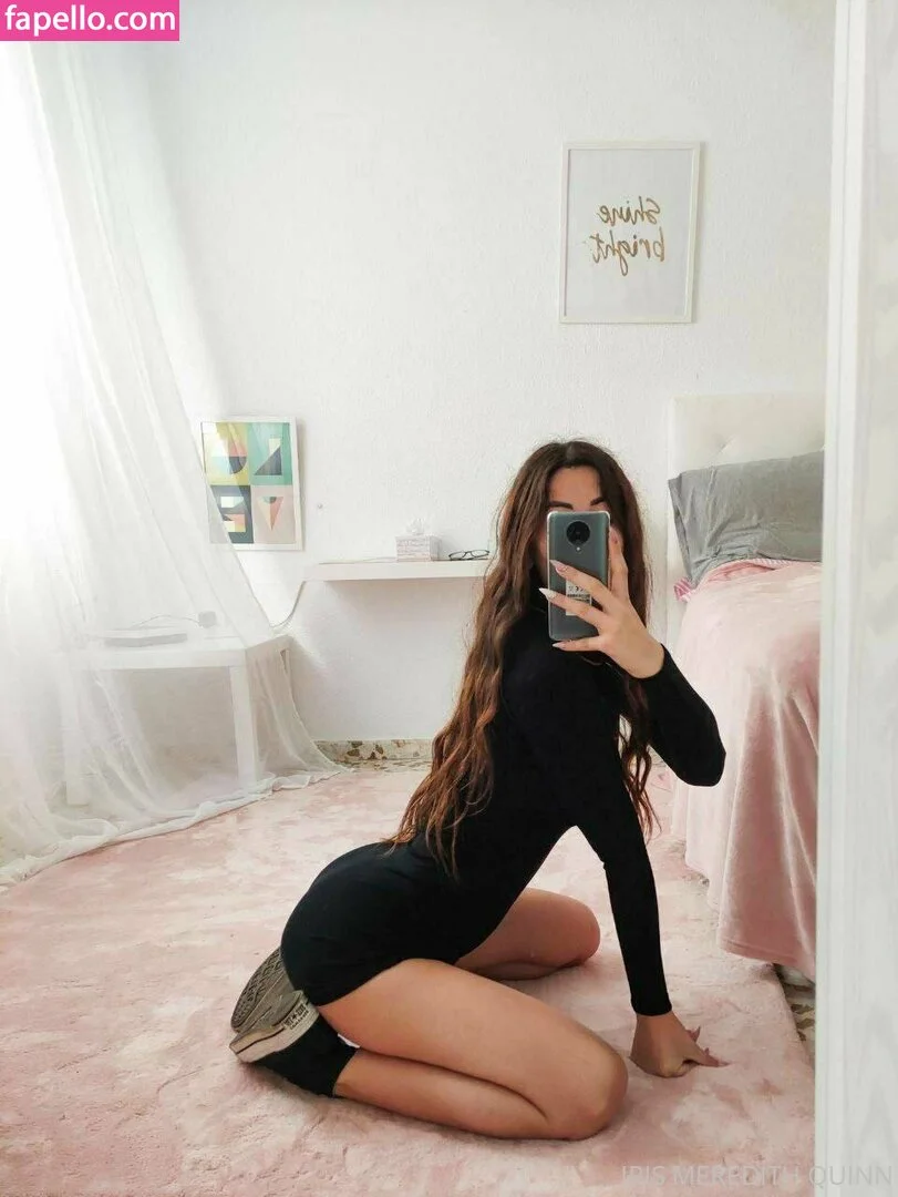 irismeredithquinn Onlyfans Photo Gallery 