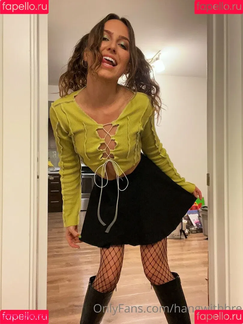 hangwithbre Onlyfans Photo Gallery 