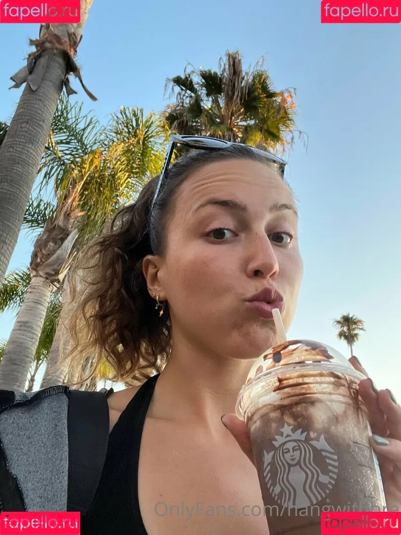 hangwithbre Onlyfans Photo Gallery 
