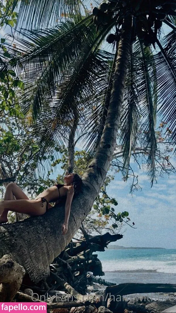 hangwithbre Onlyfans Photo Gallery 