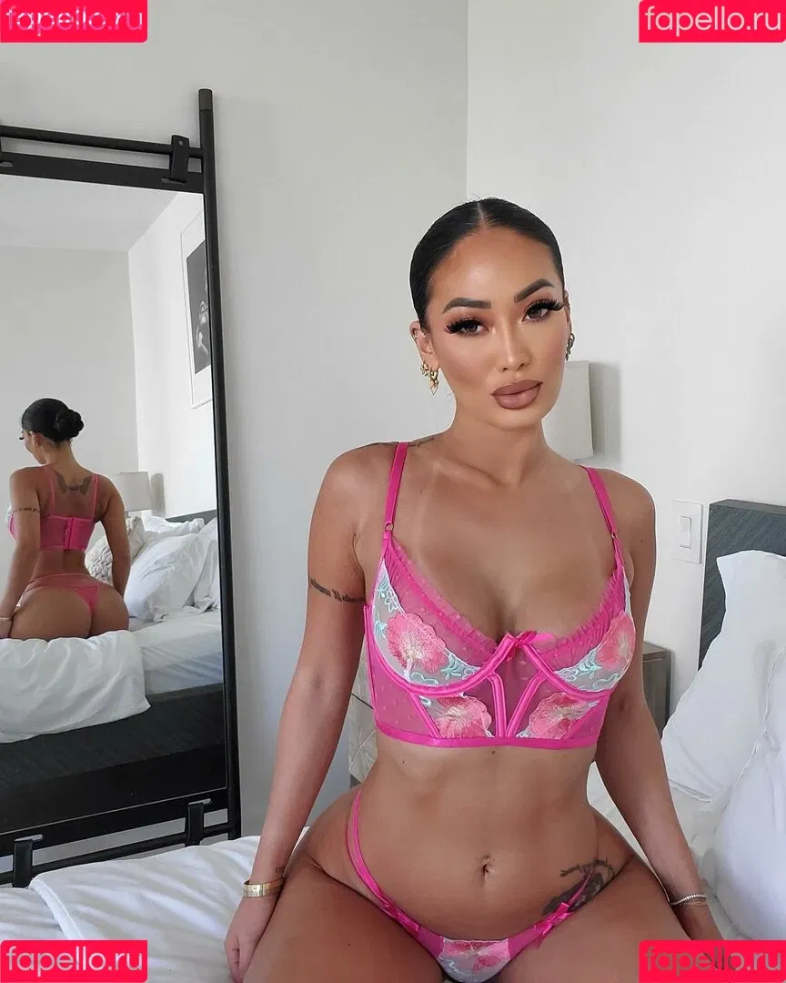 msangieang Onlyfans Photo Gallery 