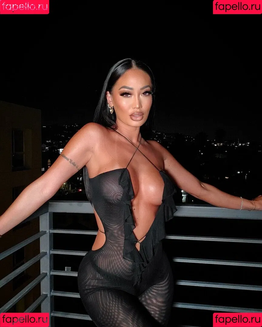 msangieang Onlyfans Photo Gallery 