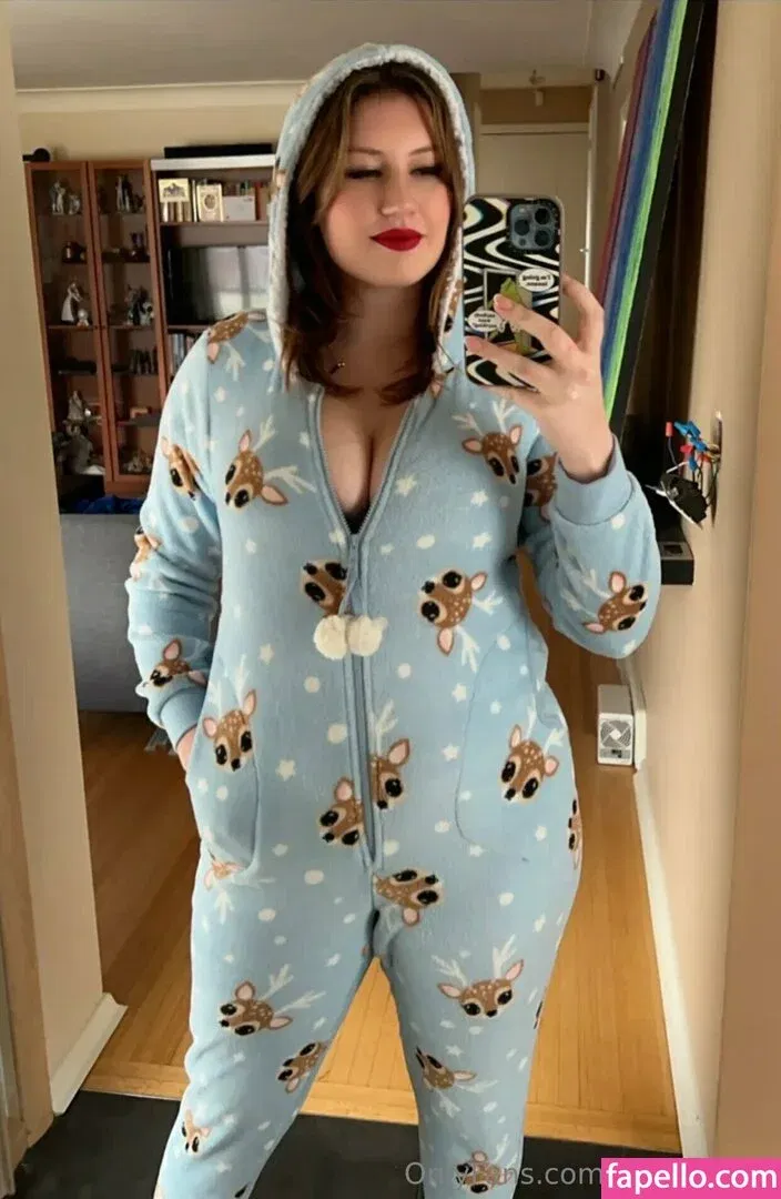 evewarden Onlyfans Photo Gallery 