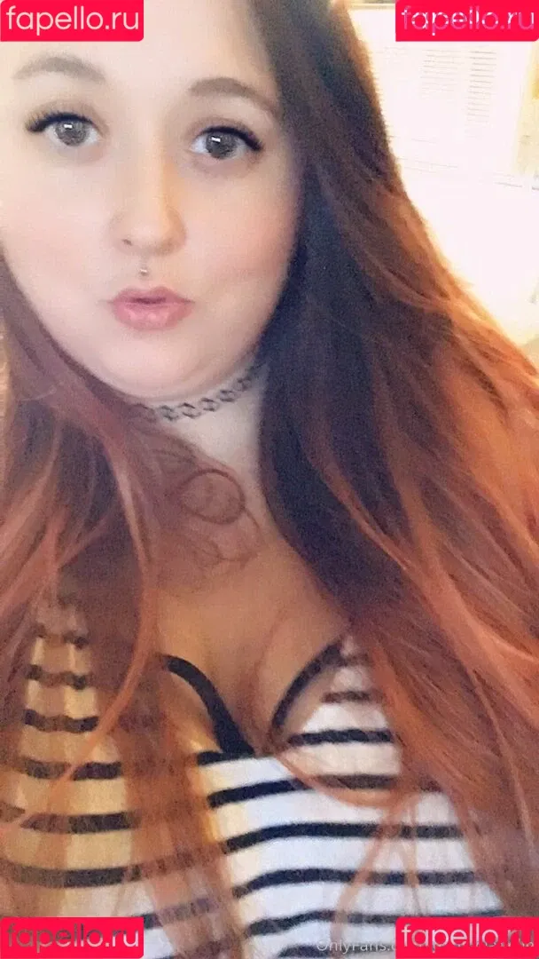 leahloolabelle Onlyfans Photo Gallery 