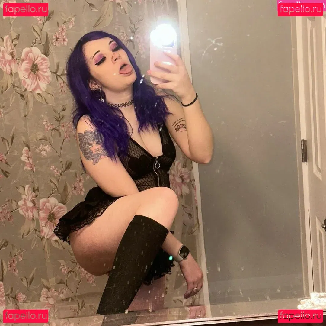 arinsquirrel98 Onlyfans Photo Gallery 