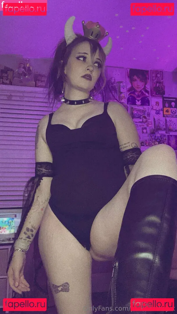 arinsquirrel98 Onlyfans Photo Gallery 