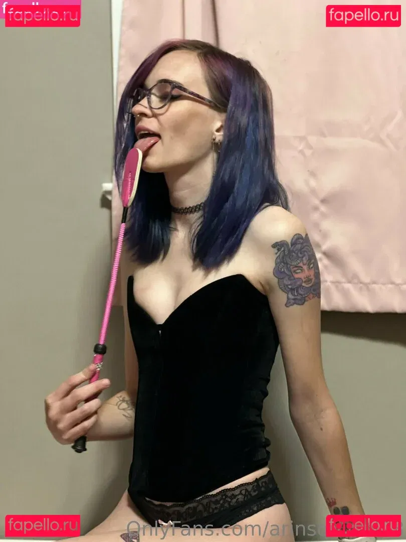 arinsquirrel98 Onlyfans Photo Gallery 