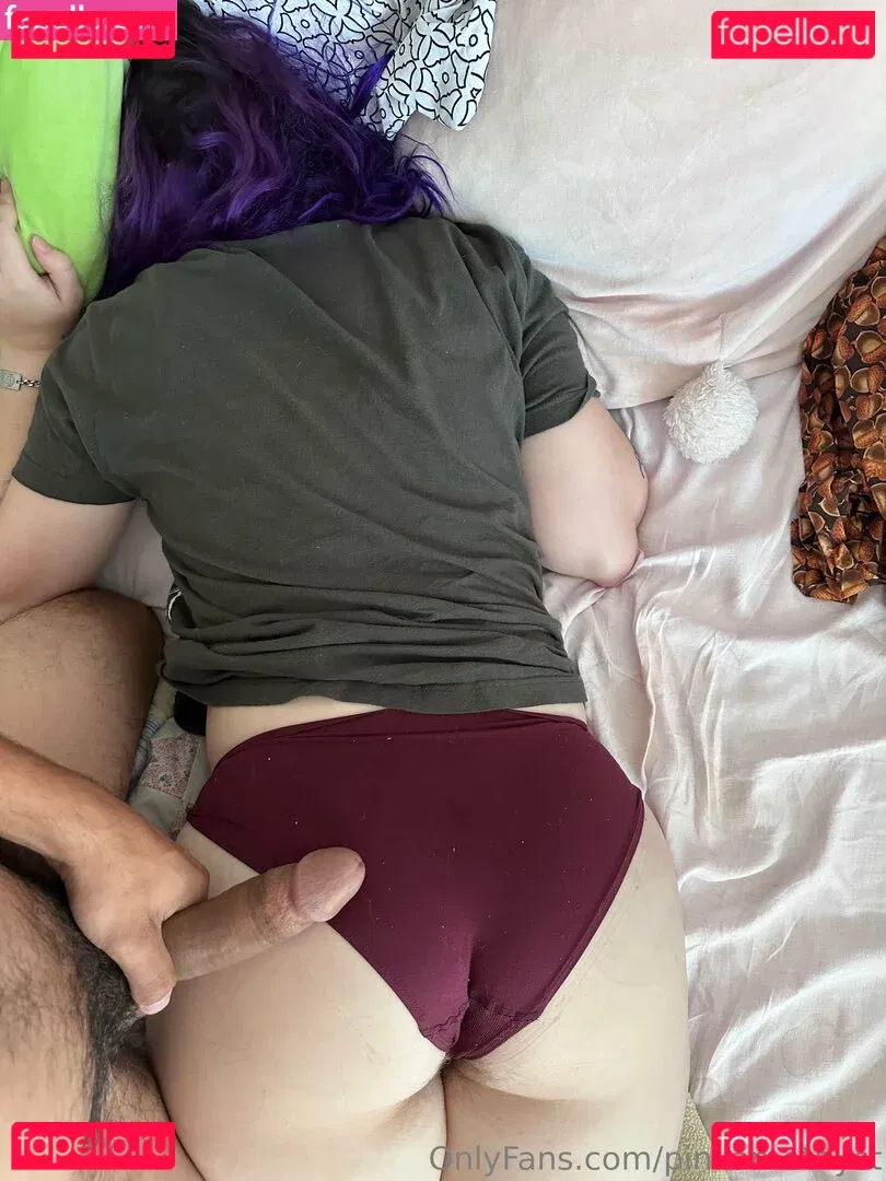 arinsquirrel98 Onlyfans Photo Gallery 