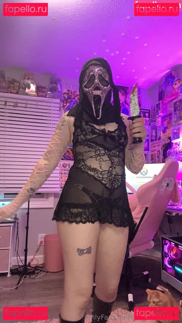 arinsquirrel98 Onlyfans Photo Gallery 